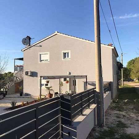 Apartmani Dokic Bale Kültér fotó