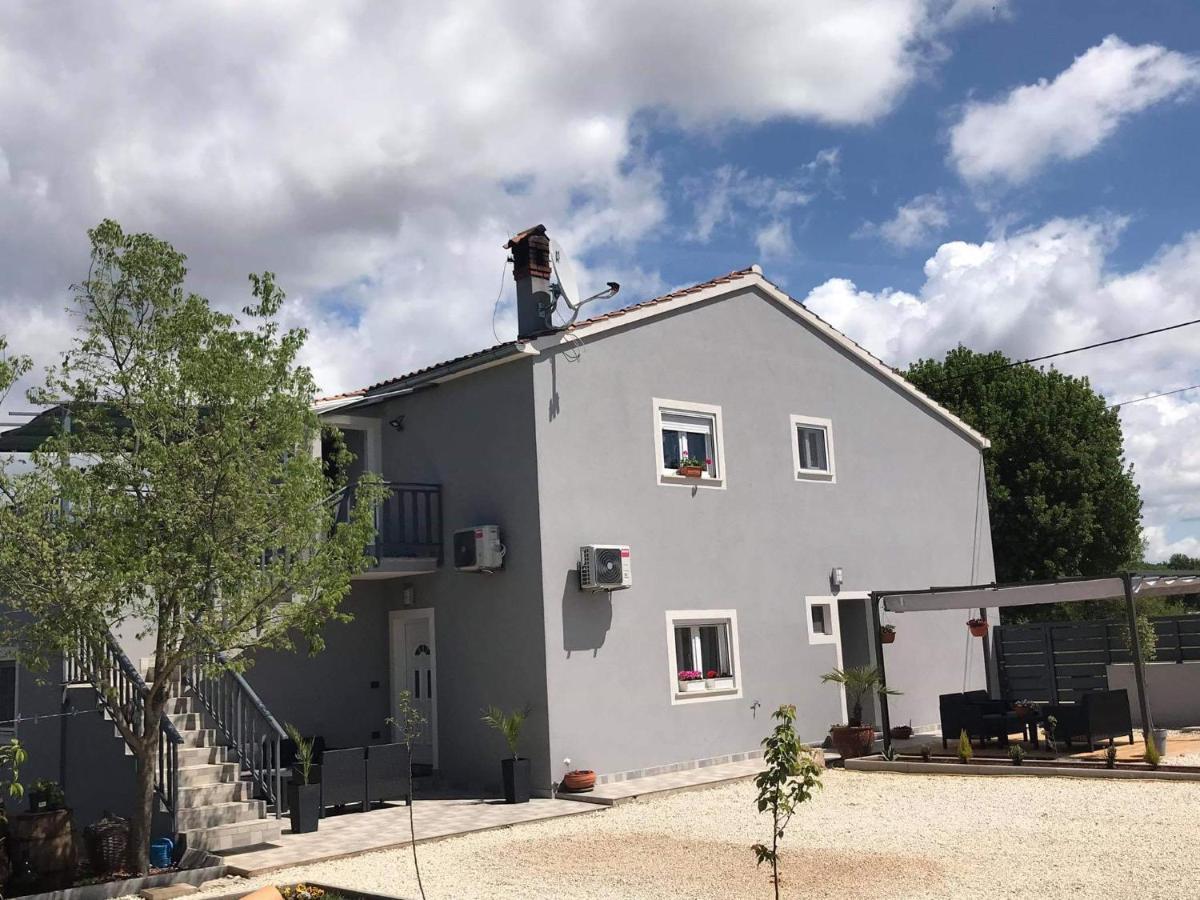 Apartmani Dokic Bale Kültér fotó