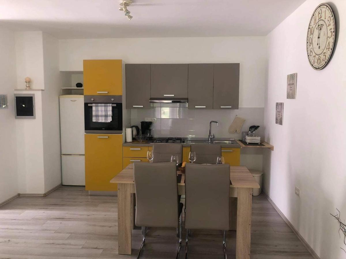 Apartmani Dokic Bale Kültér fotó