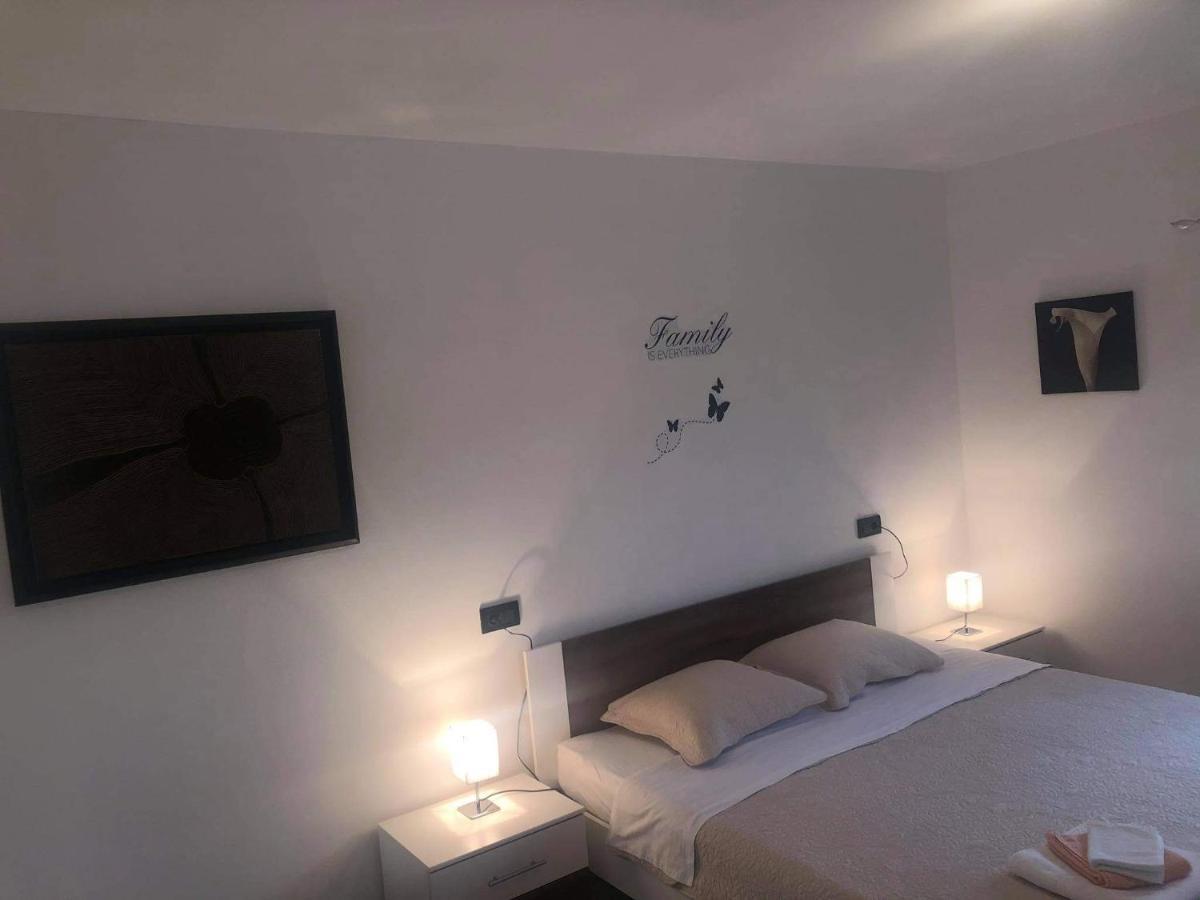 Apartmani Dokic Bale Kültér fotó