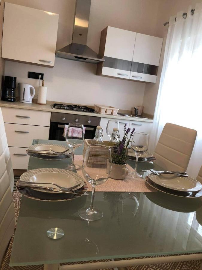 Apartmani Dokic Bale Kültér fotó