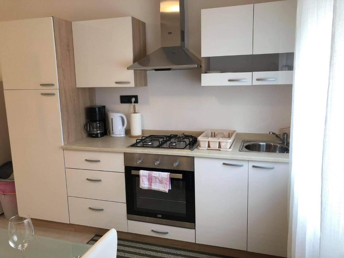 Apartmani Dokic Bale Kültér fotó